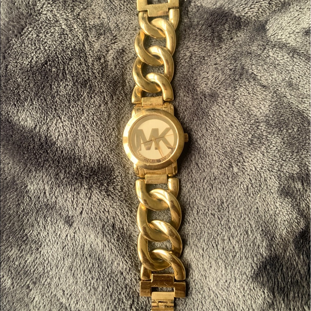 AUTHENTIC MICHAEL KORS GOLD WATCH
